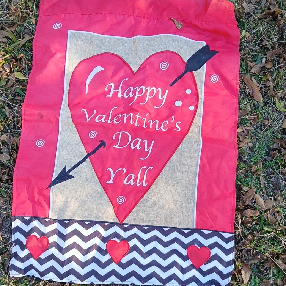 Valentine's Day Heart Garden Flag